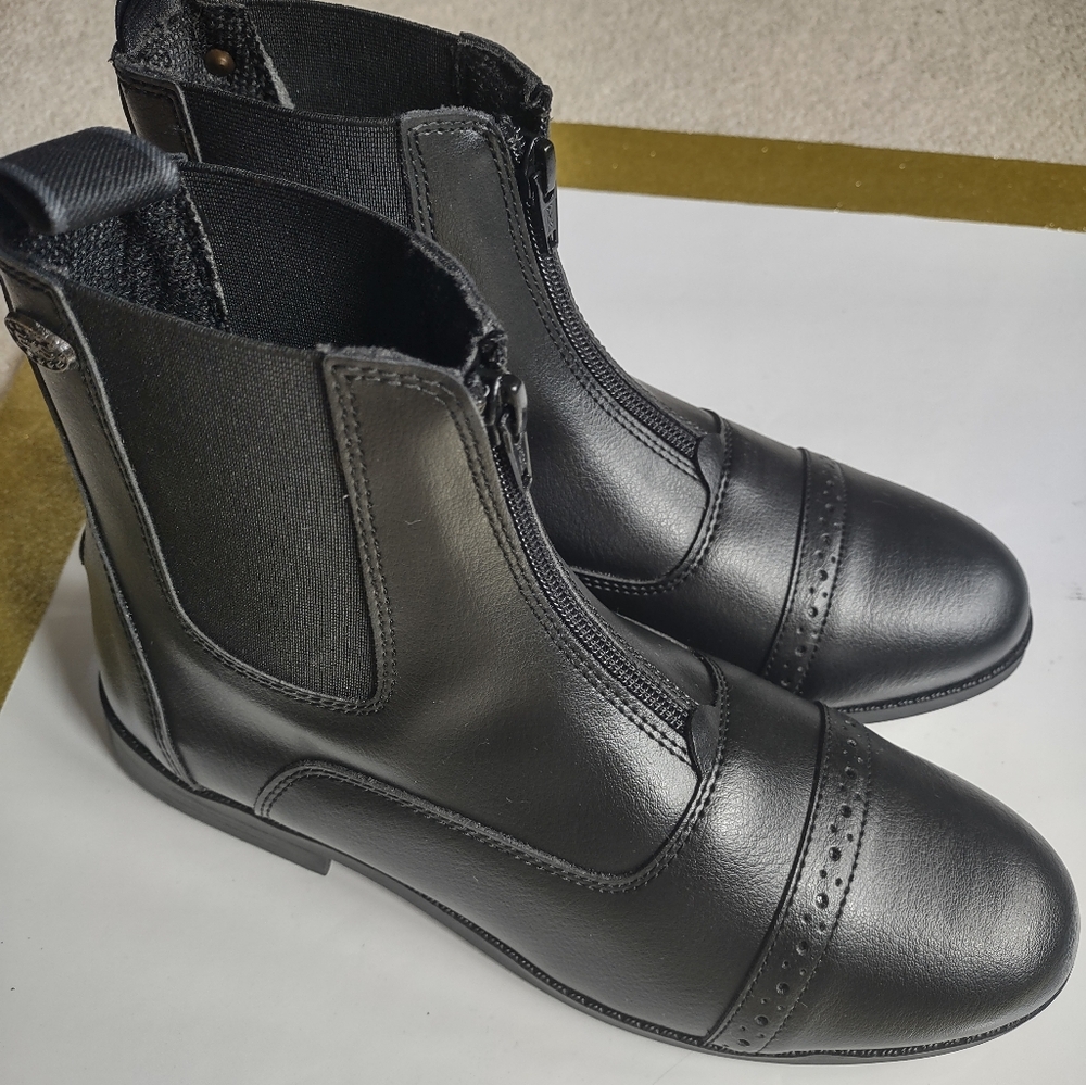 Equistar women's shoes size 8us